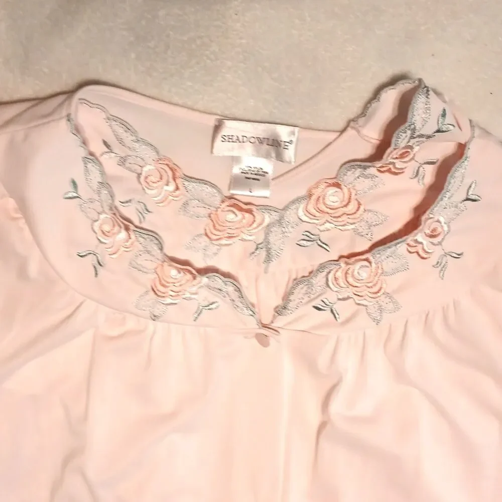 Vtg Shadowline Pink Nightgown & Robe Women’s Embroidery Trim Floral Nylon Size L